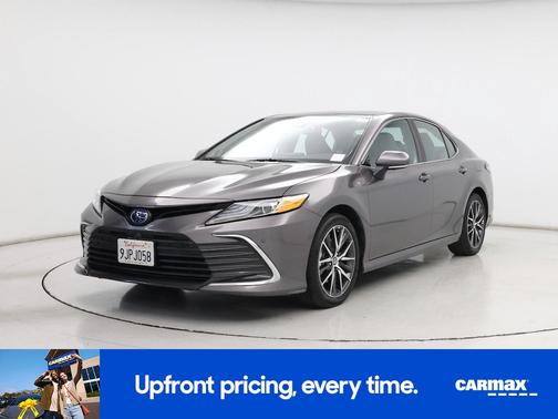 2024 Toyota Camry Hybrid XLE