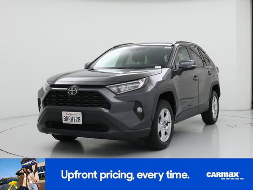 2020 Toyota RAV4 XLE