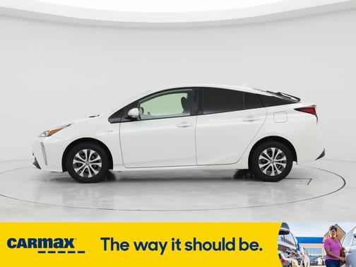 2019 Toyota Prius LE