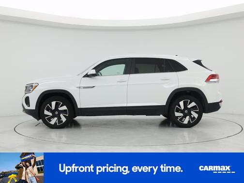 White 2024 Volkswagen Atlas Cross Sport SE w/Tech