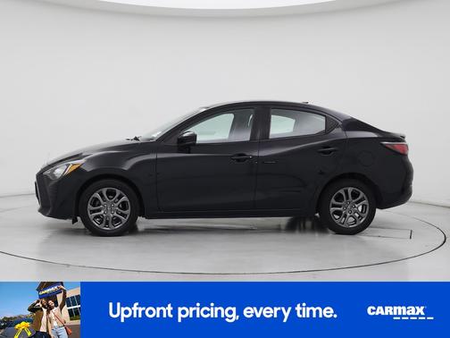 2019 Toyota Yaris Sedan LE
