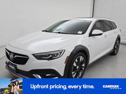 2018 Buick Regal TourX Essence