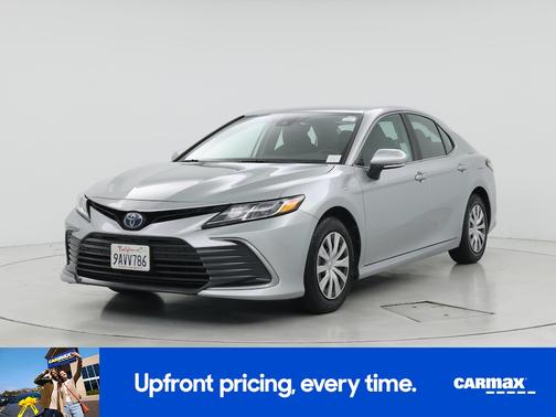 2022 Toyota Camry Hybrid LE