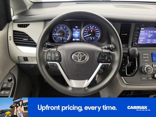 2020 Toyota Sienna LE