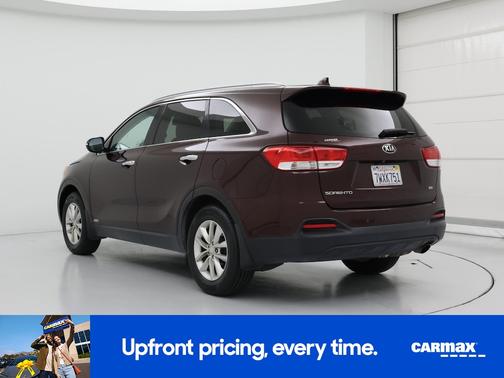 2017 Kia Sorento LX