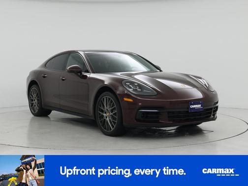 2018 Porsche Panamera 4