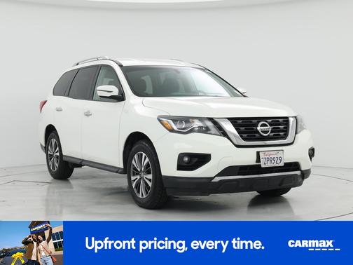 2018 Nissan Pathfinder SV