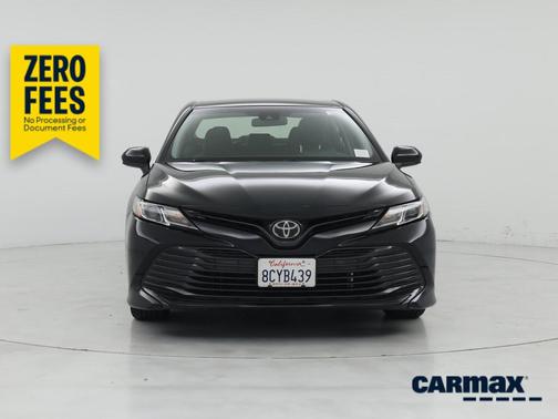 Black 2018 Toyota Camry LE