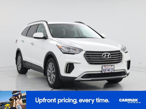 2017 Hyundai SANTA FE SE