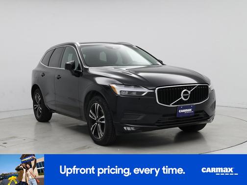 Black 2021 Volvo XC60 T5 Momentum