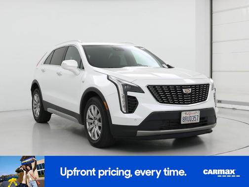 White 2020 Cadillac XT4 Premium Luxury