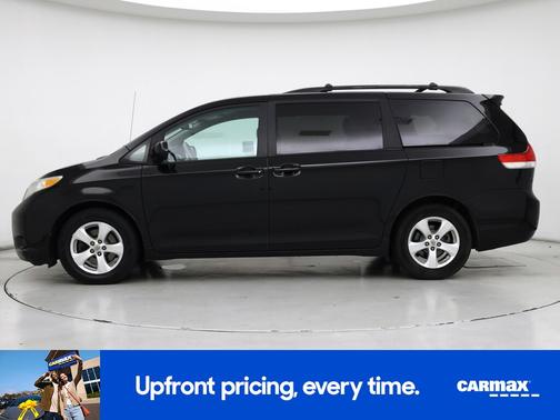 2013 Toyota Sienna LE