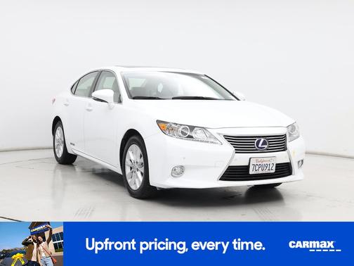 2014 Lexus ES 300h 