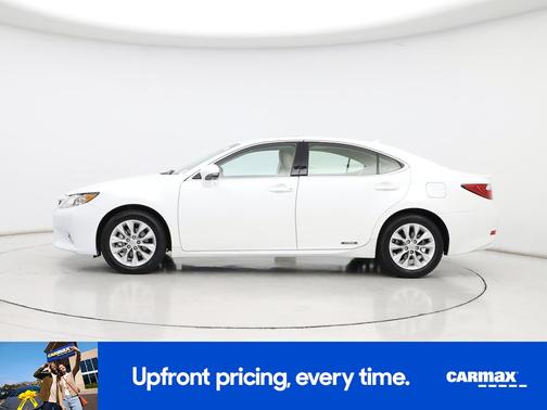 2014 Lexus ES 300h 