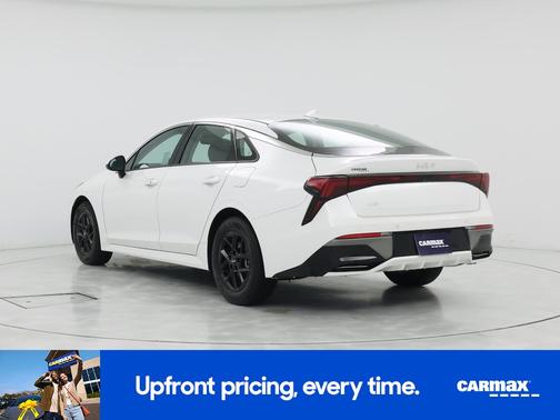 White 2025 Kia K5 EX