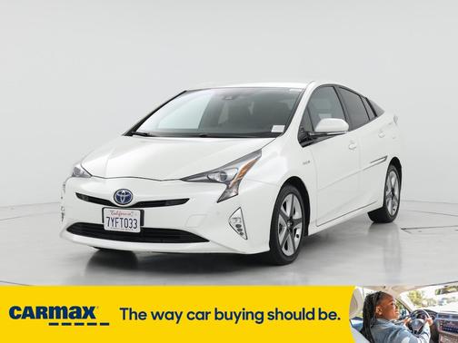 2017 Toyota Prius Four Touring