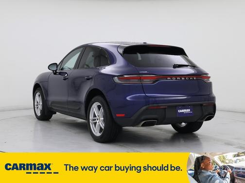 2024 Porsche Macan Base (PDK)