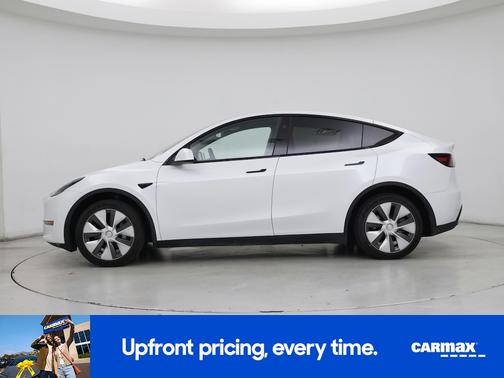 White 2023 Tesla Model Y