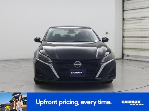 2023 Nissan Altima SV