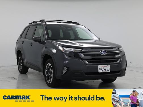 2025 Subaru Forester Premium
