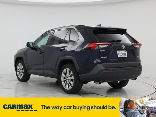 2020 Toyota RAV4 XLE Premium