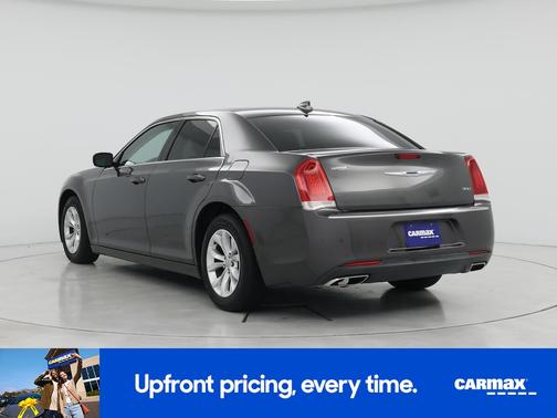 2016 Chrysler 300 Limited