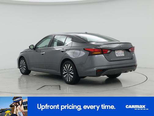 2024 Nissan Altima SV