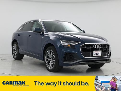 2020 Audi Q8 Premium Plus