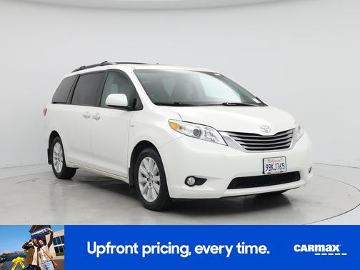 2017 Toyota Sienna XLE