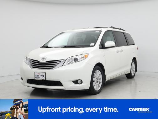 2017 Toyota Sienna XLE