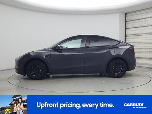 Gray 2024 Tesla Model Y Long Range