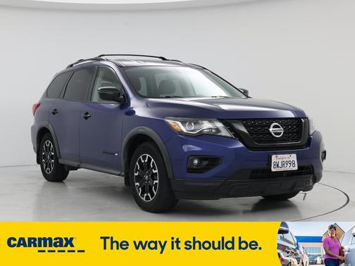 2019 Nissan Pathfinder SV
