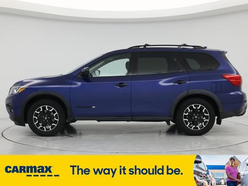 2019 Nissan Pathfinder SV