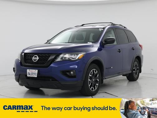 2019 Nissan Pathfinder SV