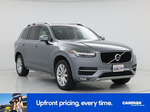 2016 Volvo XC90 T6 Momentum