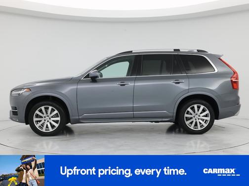 2016 Volvo XC90 T6 Momentum