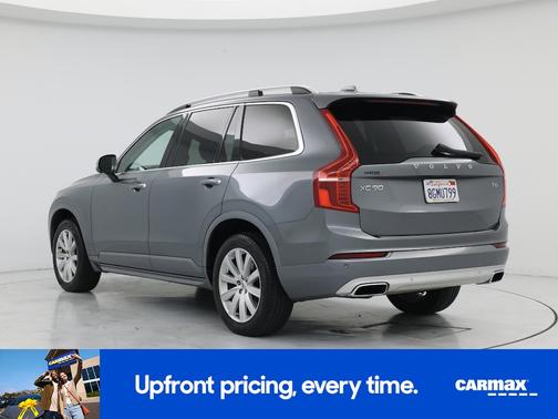 2016 Volvo XC90 T6 Momentum