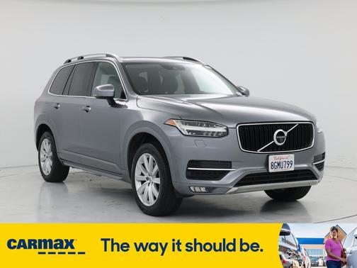 2016 Volvo XC90 T6 Momentum