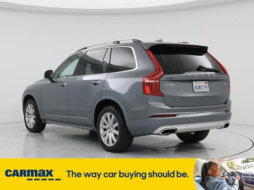 2016 Volvo XC90 T6 Momentum