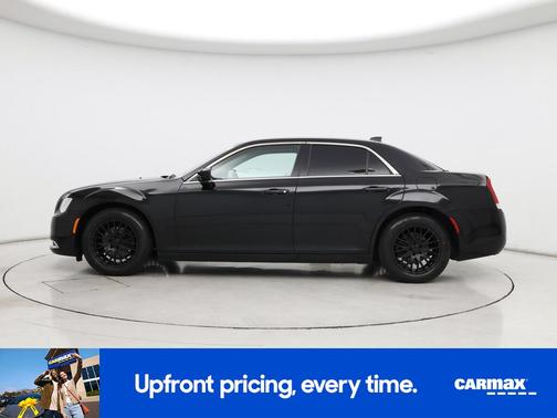 2019 Chrysler 300 Touring