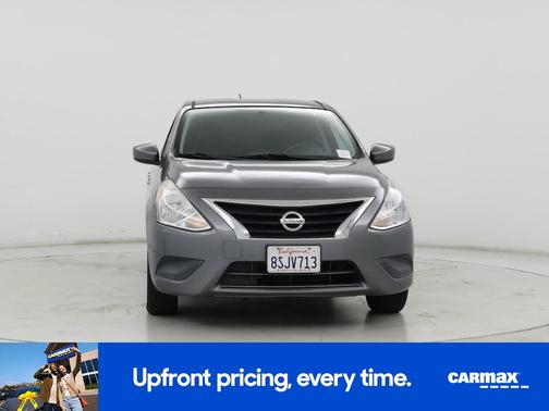 2016 Nissan Versa SV