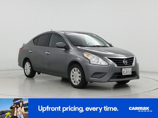 2016 Nissan Versa SV