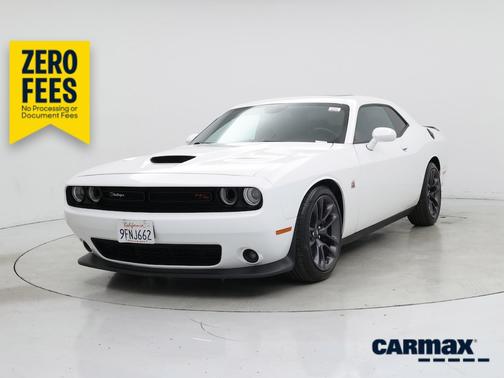 White 2022 Dodge Challenger R/T Scat Pack