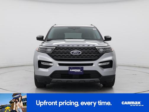 Silver 2023 Ford Explorer XLT