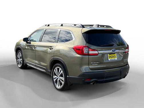 Green Metallic 2022 Subaru Ascent Limited 7-Passenger