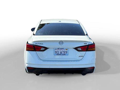 2023 Nissan Altima SR VC-Turbo FWD