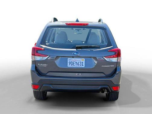 2022 Subaru Forester Base