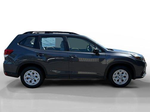 2022 Subaru Forester Base