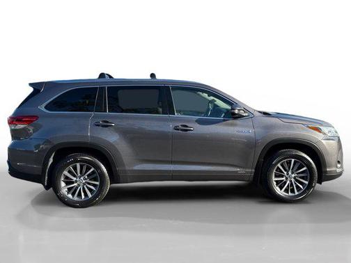 2017 Toyota Highlander Hybrid XLE