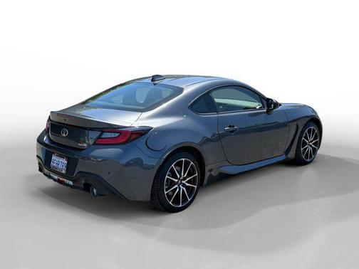 Pavement 2023 Toyota GR86 Base